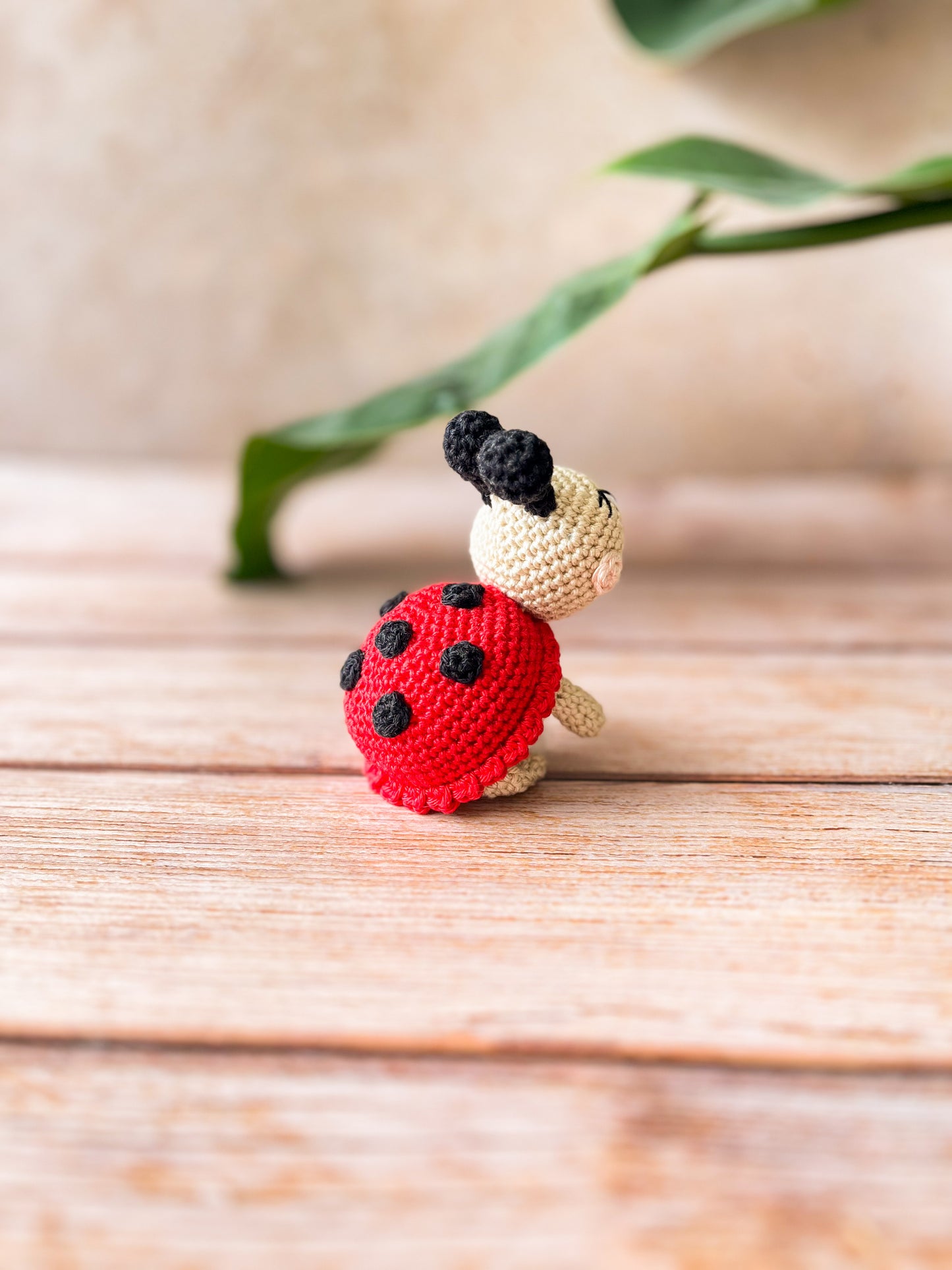 Cyrielle la coccinelle - Patron crochet PDF